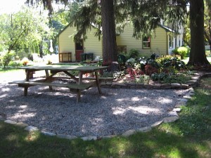 Pea Gravel patio 1